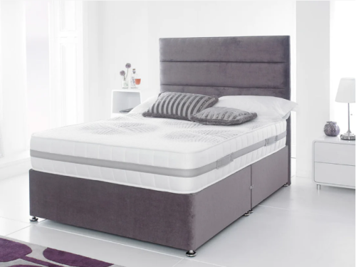 Horizontal Line Divan Set